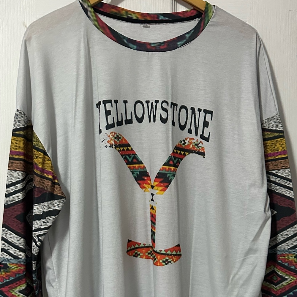 5 for $20🫟🛍️🔵 Yellowstone Graphic Long Sleeve Shirt